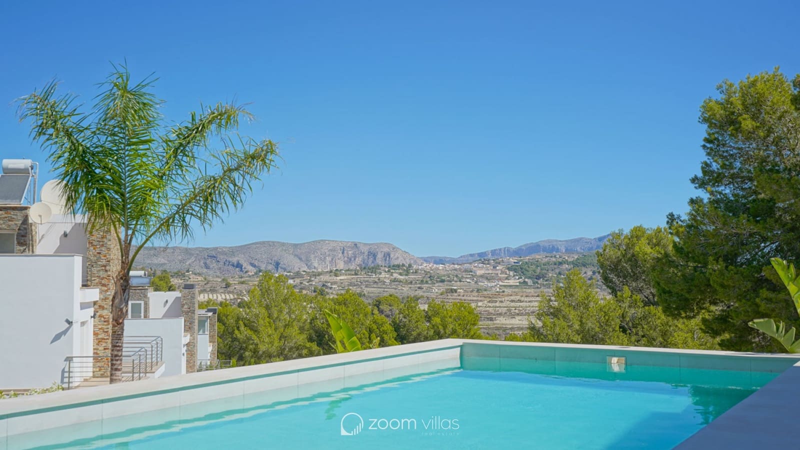 4 makuuhuone Huvila myytävänä paikassa Moraira mukana uima-altaan - 1 499 000 € (Ref: 9438331)