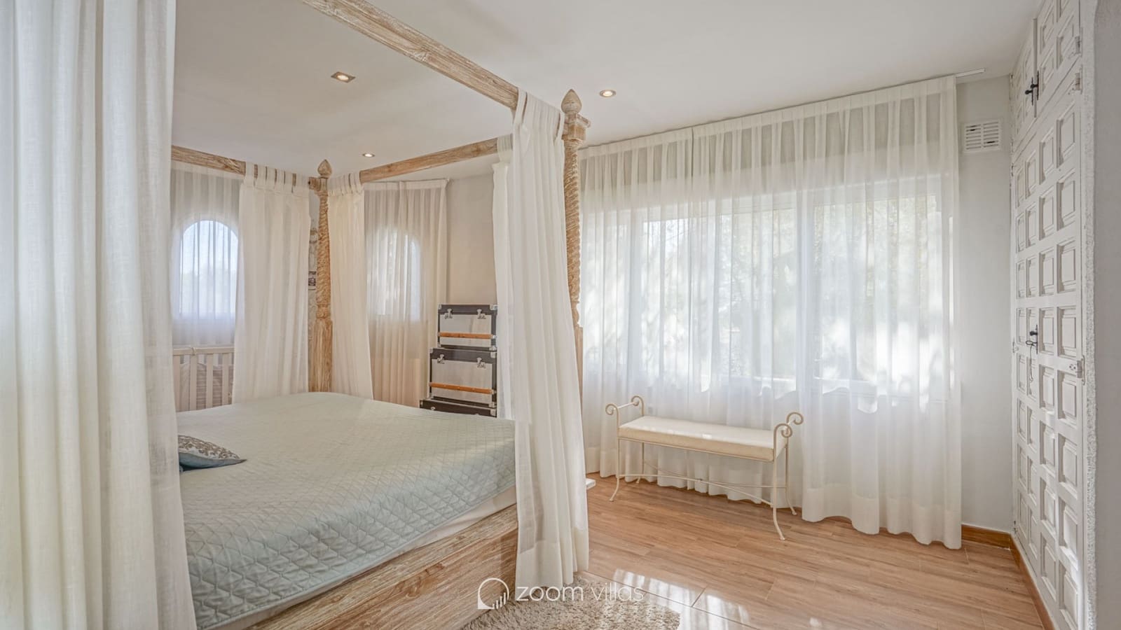 5 soverom Villa til salgs i Pinosol med svømmebasseng - € 790 000 (Ref: 9443781)