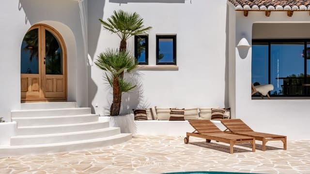 4 sypialnia Willa na sprzedaż w Moraira, Teulada-Moraira z basenem - 2 175 000 € (Ref: 9444584)