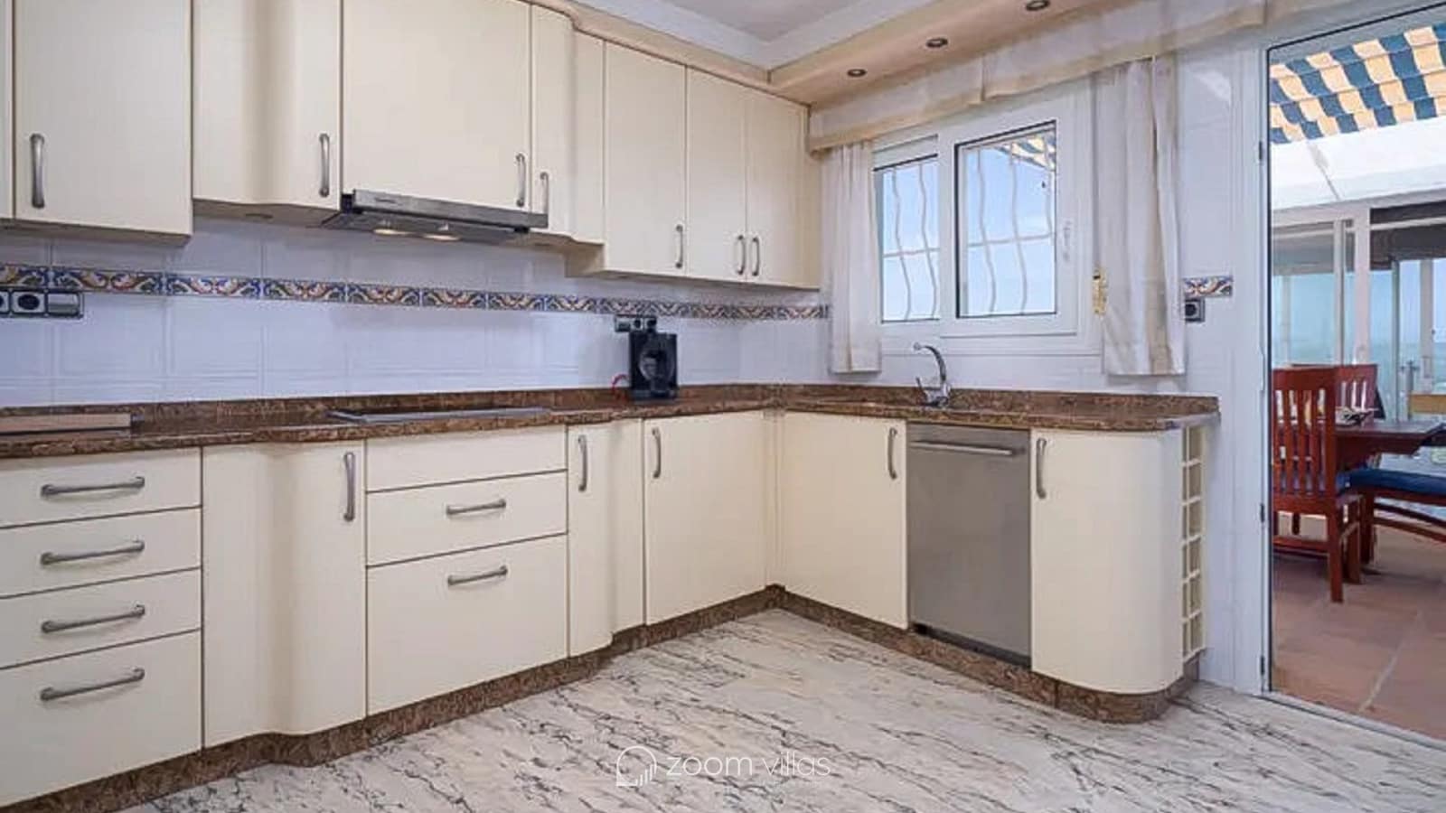 3 makuuhuone Huvila myytävänä paikassa Moraira - 990 000 € (Ref: 9470703)