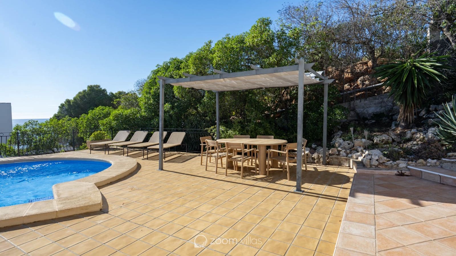 4 quarto Moradia para venda em Ambolo com piscina - 1 195 000 € (Ref: 9479268)
