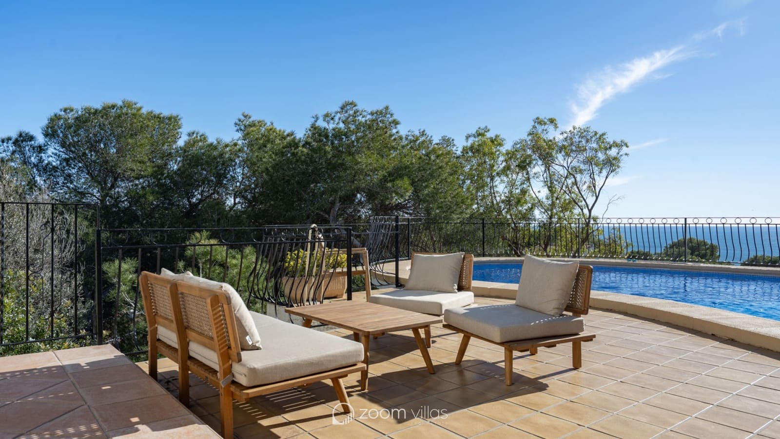 4 quarto Moradia para venda em Ambolo com piscina - 1 195 000 € (Ref: 9479268)