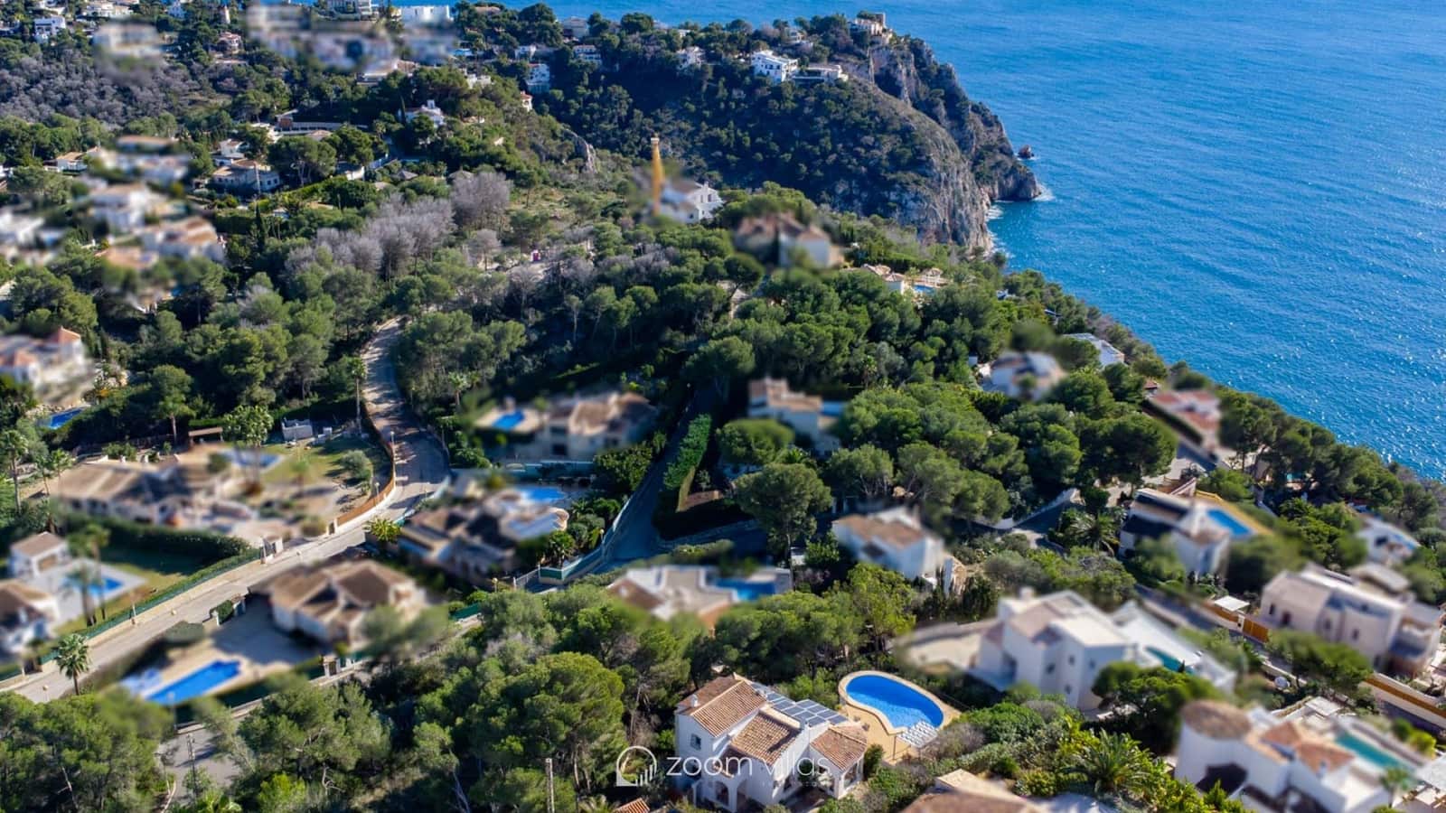 4 quarto Moradia para venda em Ambolo com piscina - 1 195 000 € (Ref: 9479268)