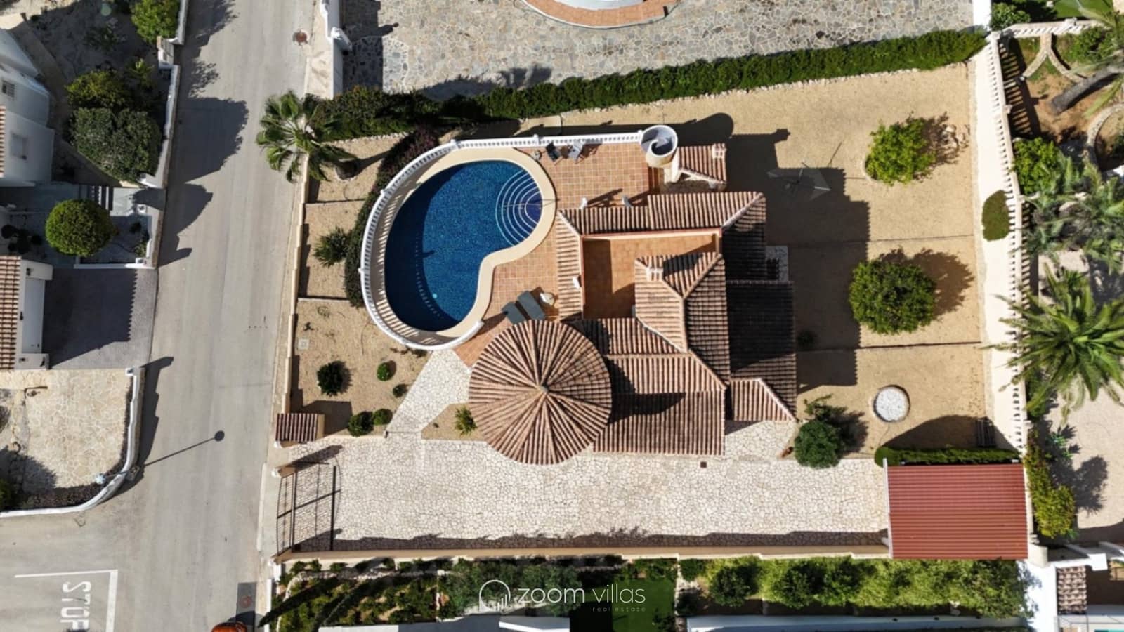 2 bedroom Villa for sale in Benitachell / Benitatxell with pool - € 585,000 (Ref: 9479442)