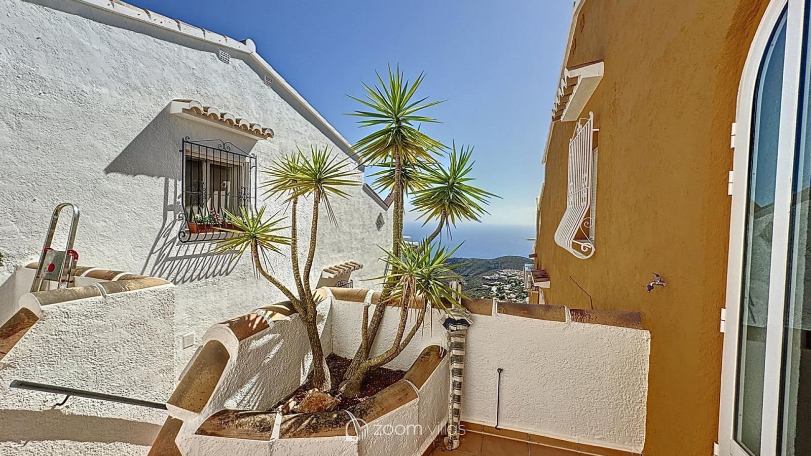 2 bedroom Apartment for sale in Benitachell / Benitatxell with pool - € 290,000 (Ref: 9479443)