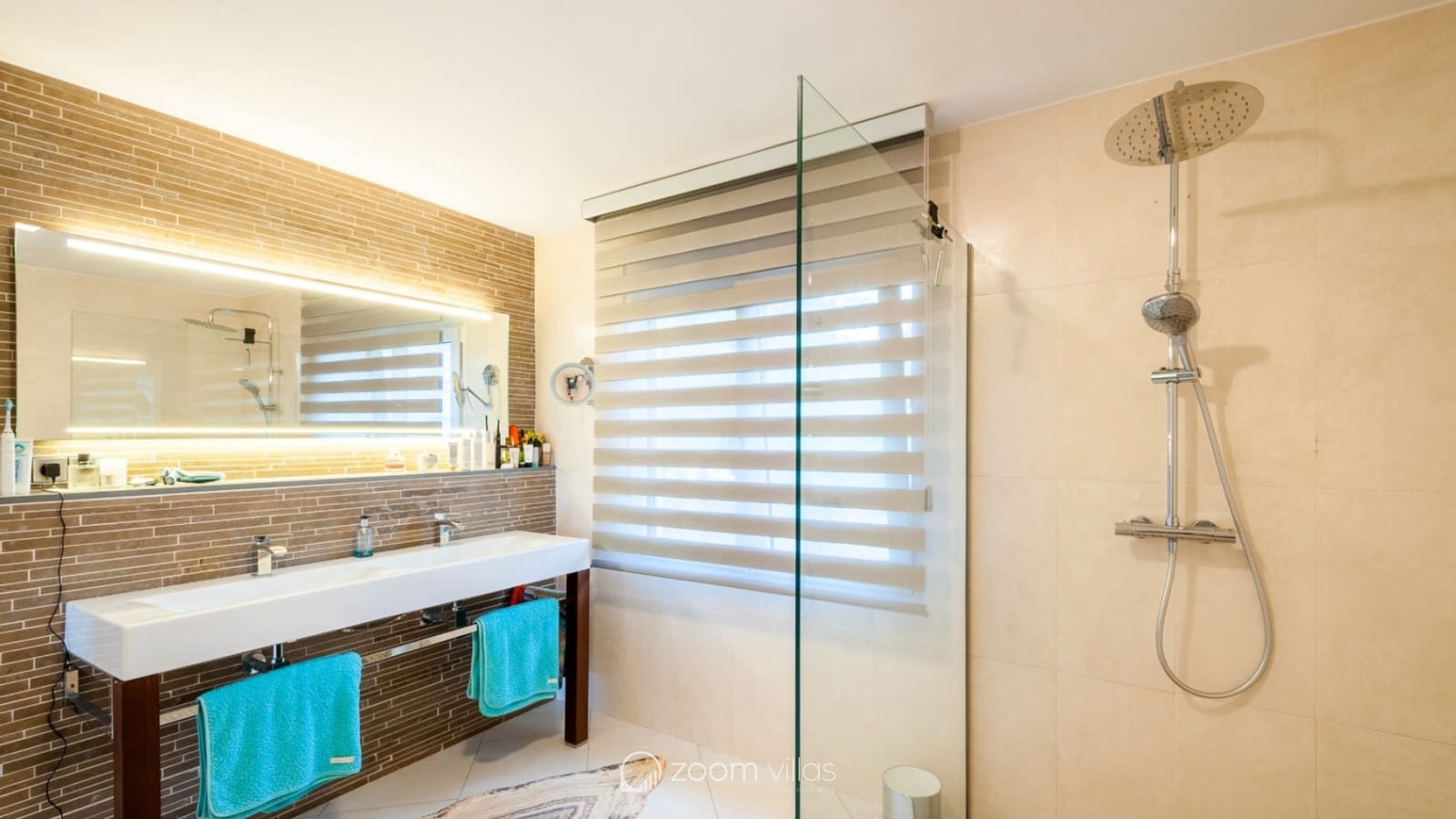 3 bedroom Villa for sale in Moraira with pool - € 1,795,000 (Ref: 9479445)