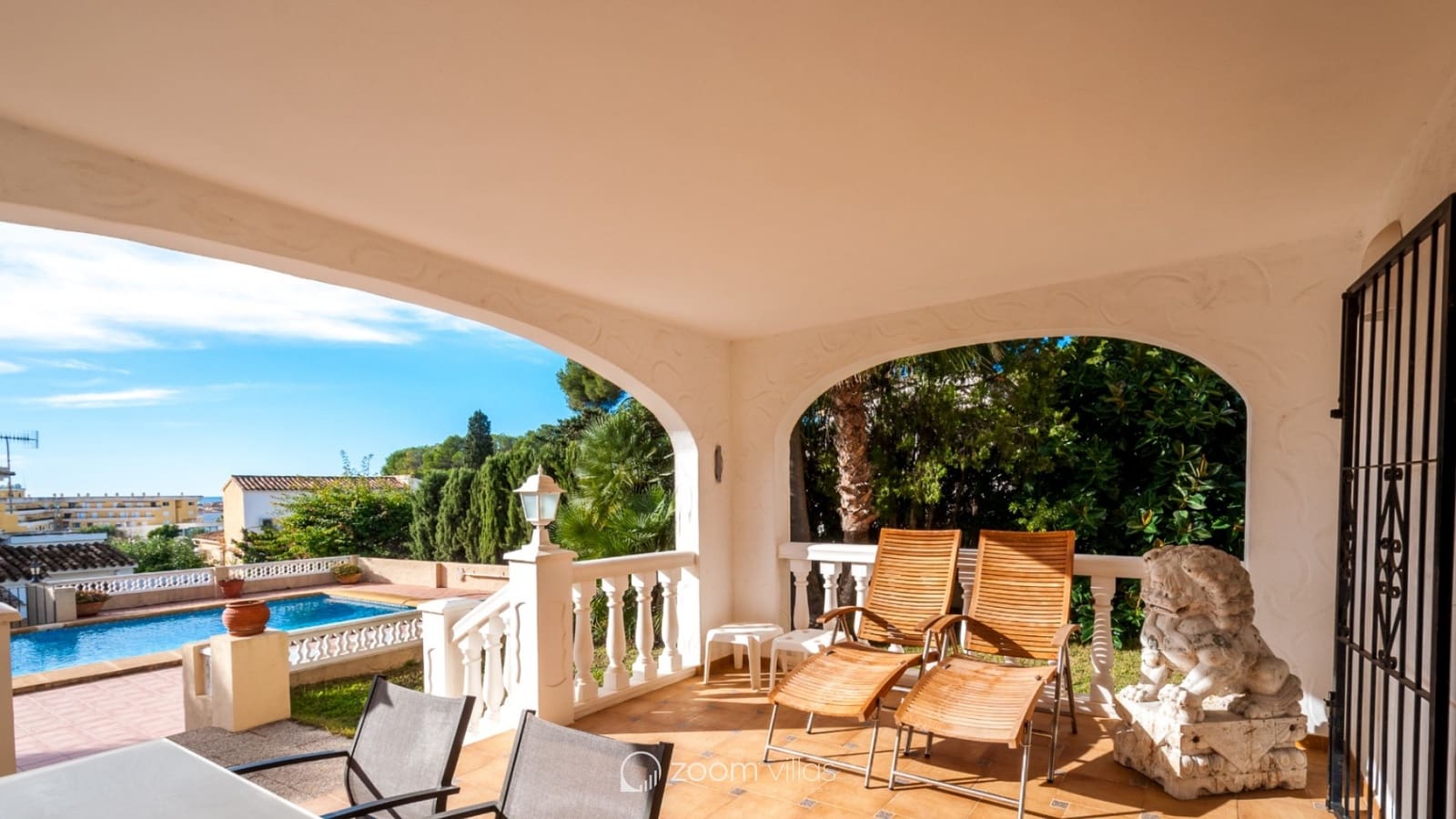3 bedroom Villa for sale in Moraira with pool - € 1,795,000 (Ref: 9479445)