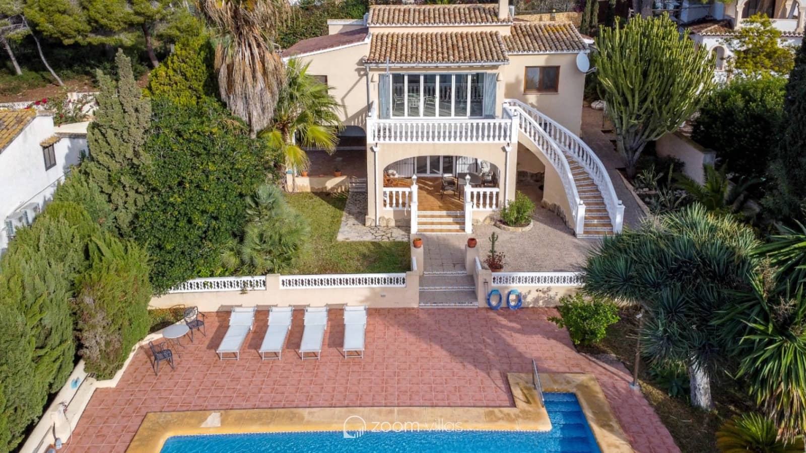 3 bedroom Villa for sale in Moraira with pool - € 1,795,000 (Ref: 9479445)