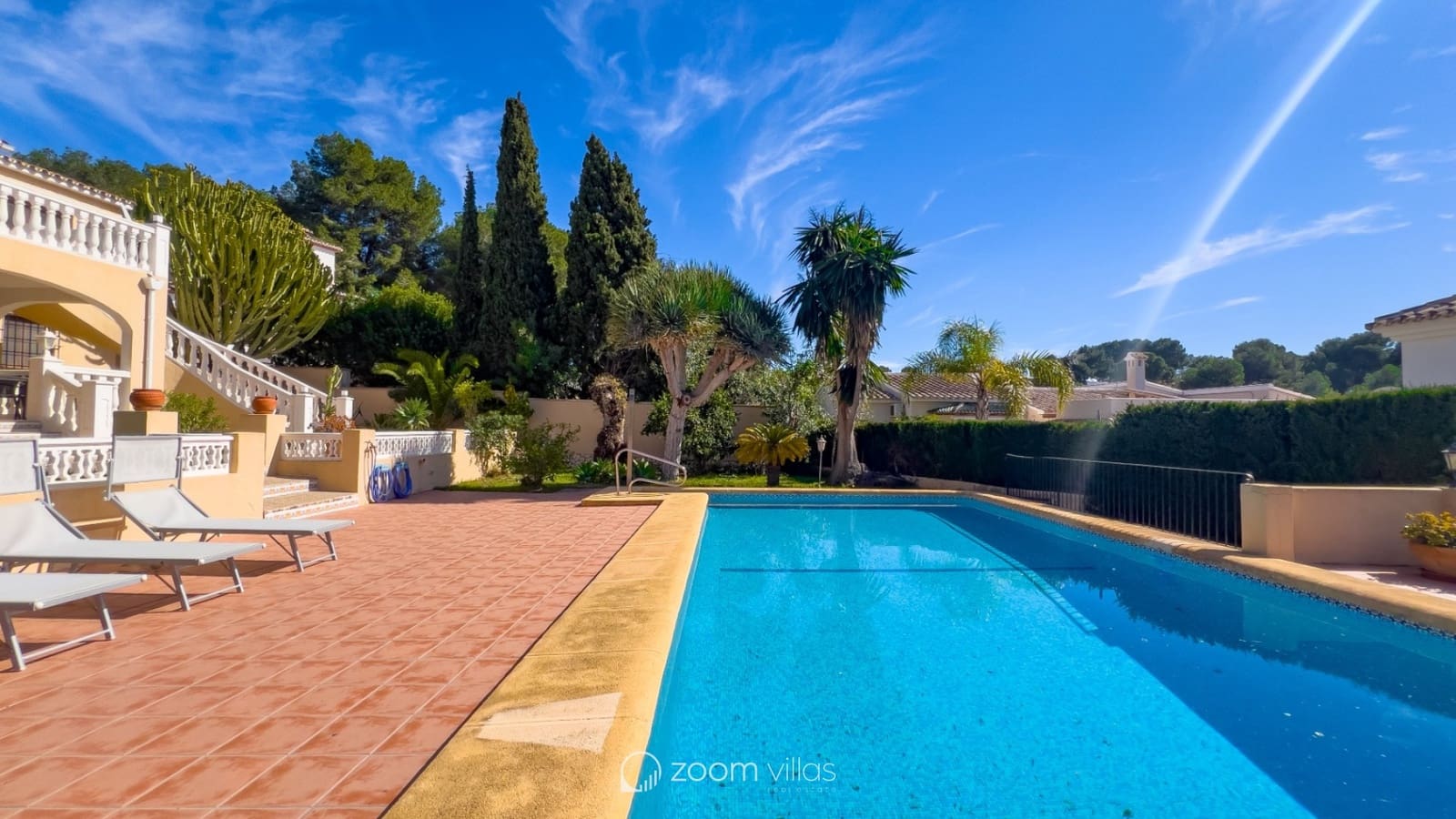 3 makuuhuone Huvila myytävänä paikassa Moraira mukana uima-altaan - 1 795 000 € (Ref: 9479445)