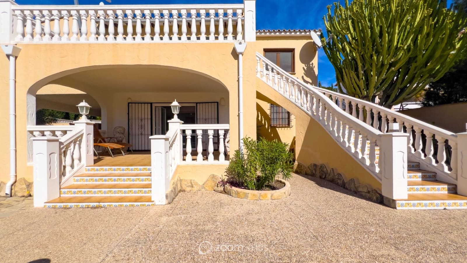 3 makuuhuone Huvila myytävänä paikassa Moraira mukana uima-altaan - 1 795 000 € (Ref: 9479445)