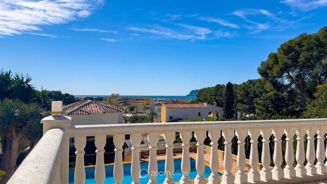 3 slaapkamer Villa te koop in Moraira, Teulada-Moraira met zwembad - € 1.795.000 (Ref: 9479445)