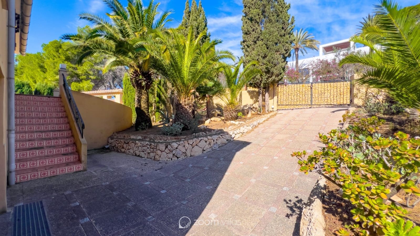 3 makuuhuone Huvila myytävänä paikassa Moraira mukana uima-altaan - 1 795 000 € (Ref: 9479445)