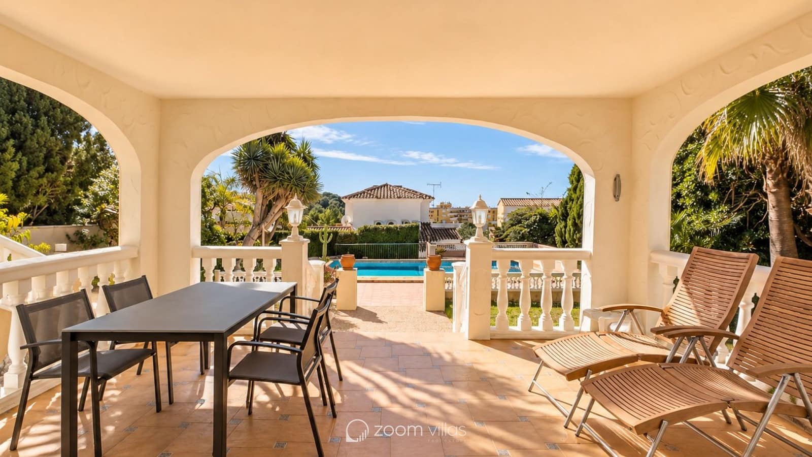 3 Zimmer Villa zu verkaufen in Moraira mit Pool Garage - 1.425.000 € (Ref: 9479445)