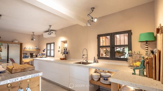 2 soveværelse Villa til salg i Paichi, Teulada-Moraira - € 680.000 (Ref: 9542566)