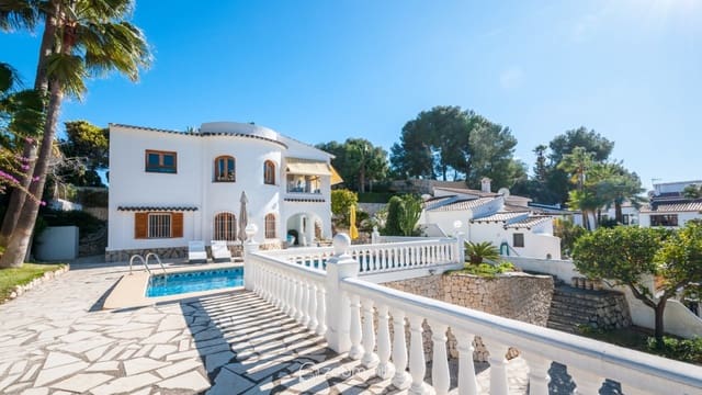 5 soveværelse Villa til salg i Benissa med swimmingpool - € 775.000 (Ref: 9542567)