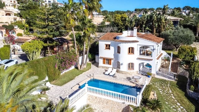 5 soveværelse Villa til salg i Benissa med swimmingpool - € 775.000 (Ref: 9542567)