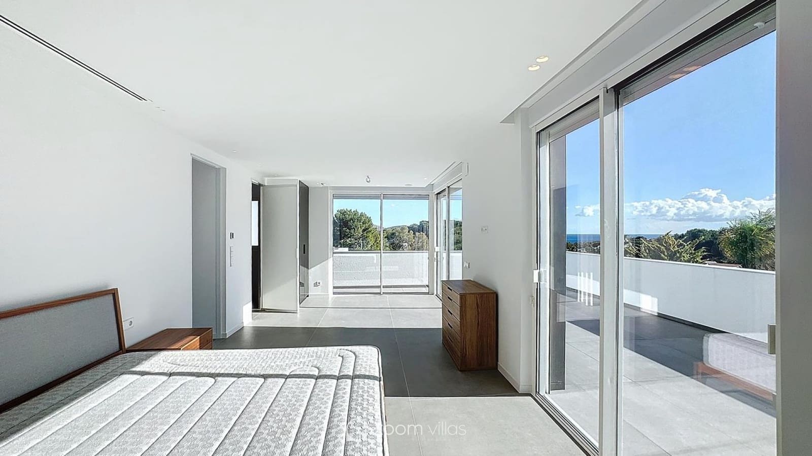 5 soveværelse Villa til salg i Moraira med swimmingpool - € 2.400.000 (Ref: 9547006)