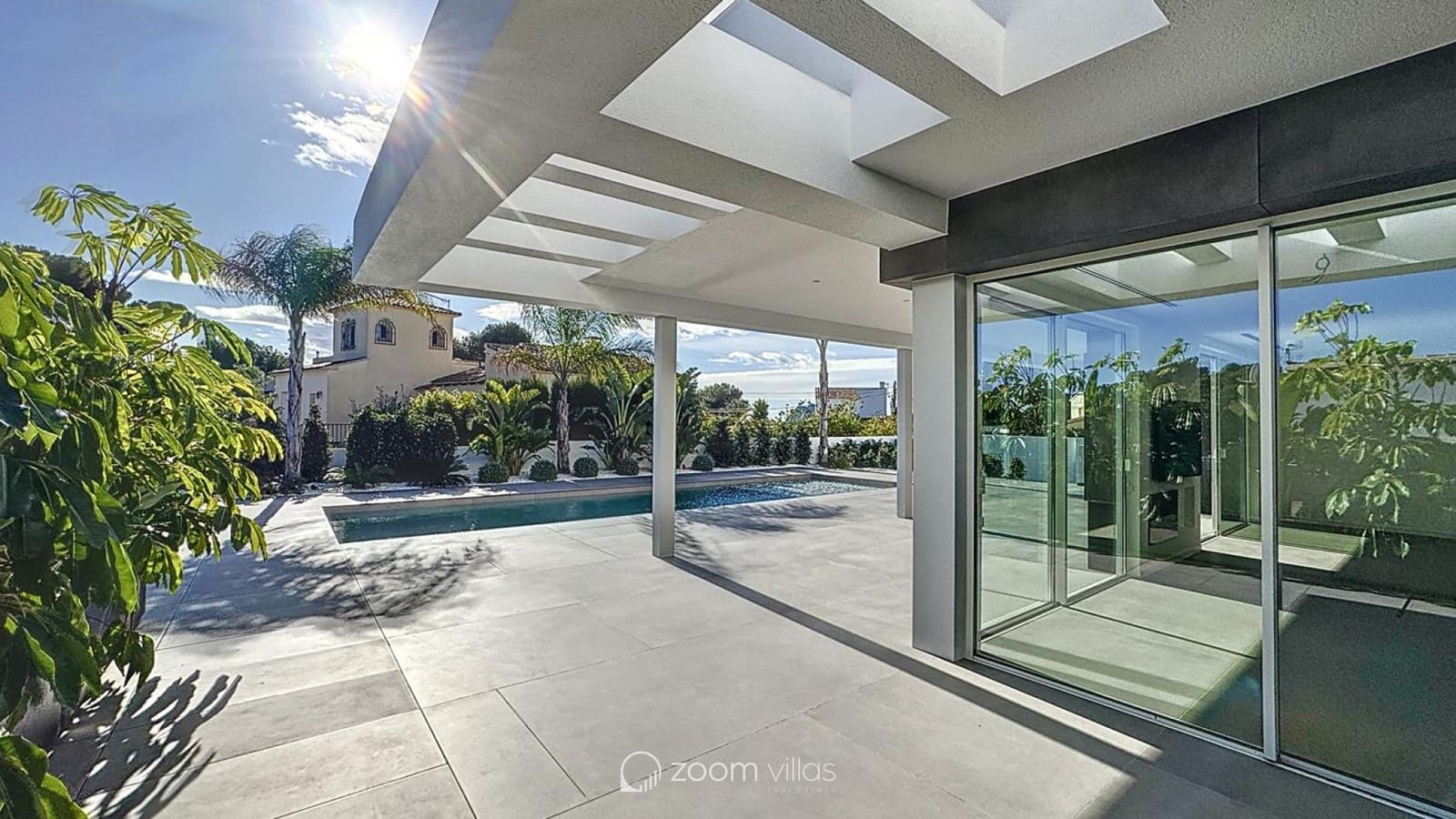 5 soveværelse Villa til salg i Moraira med swimmingpool - € 2.400.000 (Ref: 9547006)