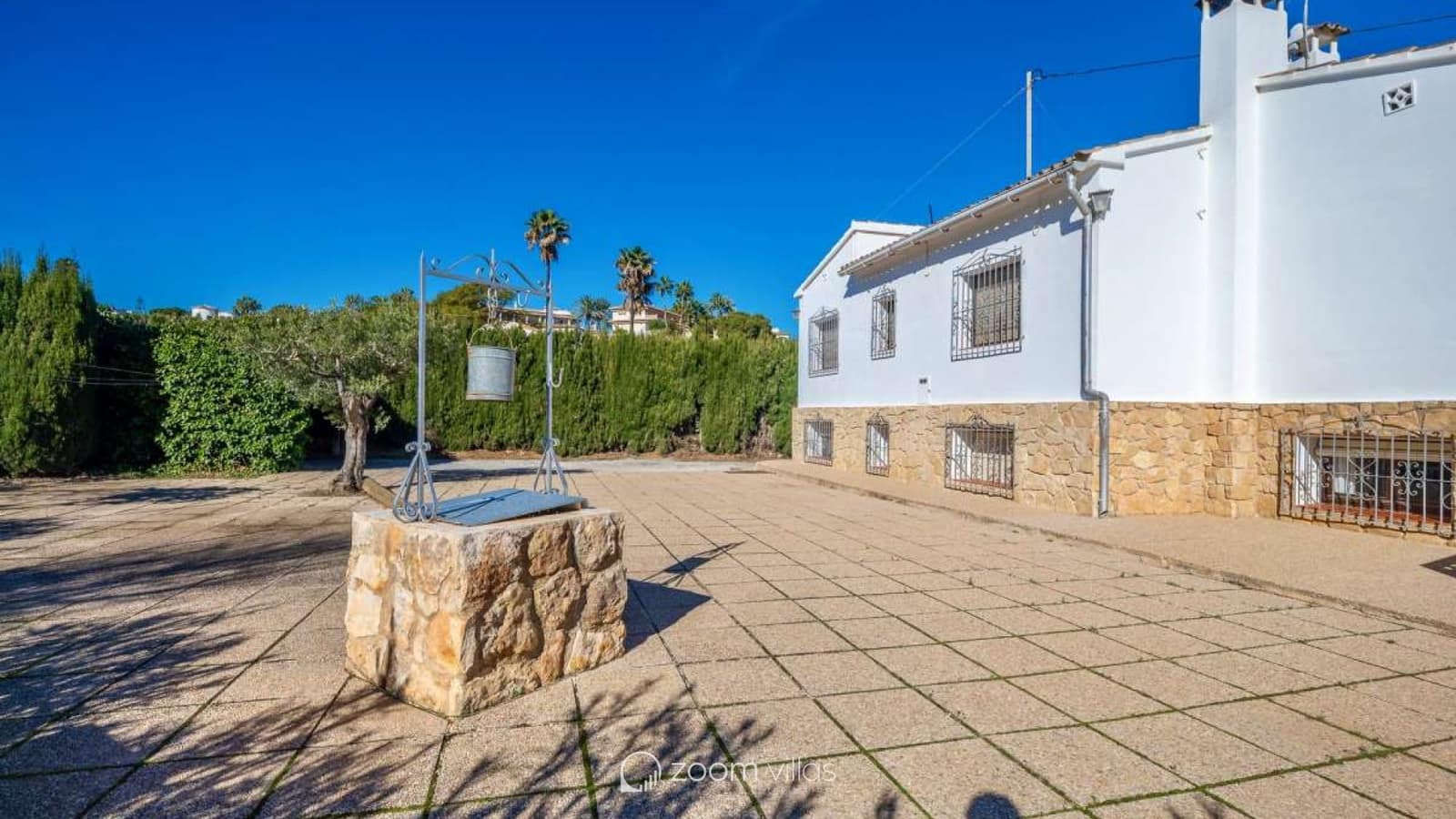6 bedroom Villa for sale in Benissa with pool - € 890,000 (Ref: 9548615)