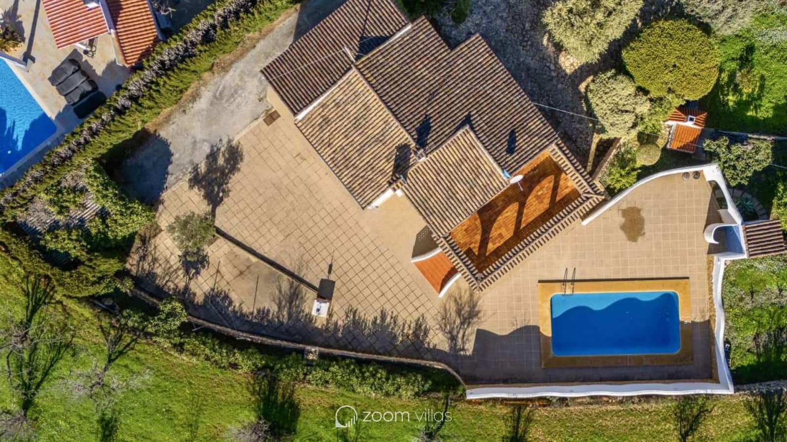 6 bedroom Villa for sale in Benissa with pool - € 890,000 (Ref: 9548615)