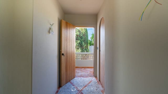 3 quarto Moradia para venda em Benissa com piscina - 875 000 € (Ref: 9559023)