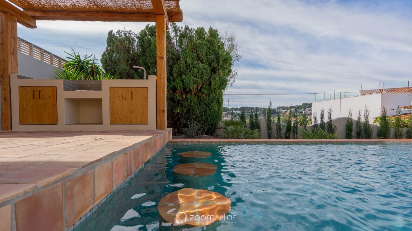 Chalet de 3 habitaciones en Benissa en venta con piscina - 875.000 € (Ref: 9559023)