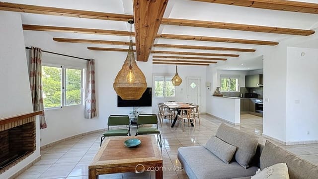 5 Zimmer Villa zu verkaufen in Benitachell / Benitatxell mit Pool - 725.000 € (Ref: 9588508)