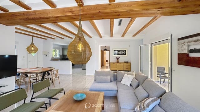 5 Zimmer Villa zu verkaufen in Benitachell / Benitatxell mit Pool - 725.000 € (Ref: 9588508)