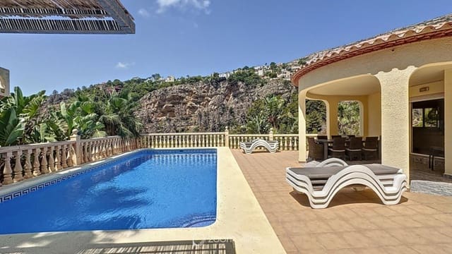 5 Zimmer Villa zu verkaufen in Benitachell / Benitatxell mit Pool - 725.000 € (Ref: 9588508)