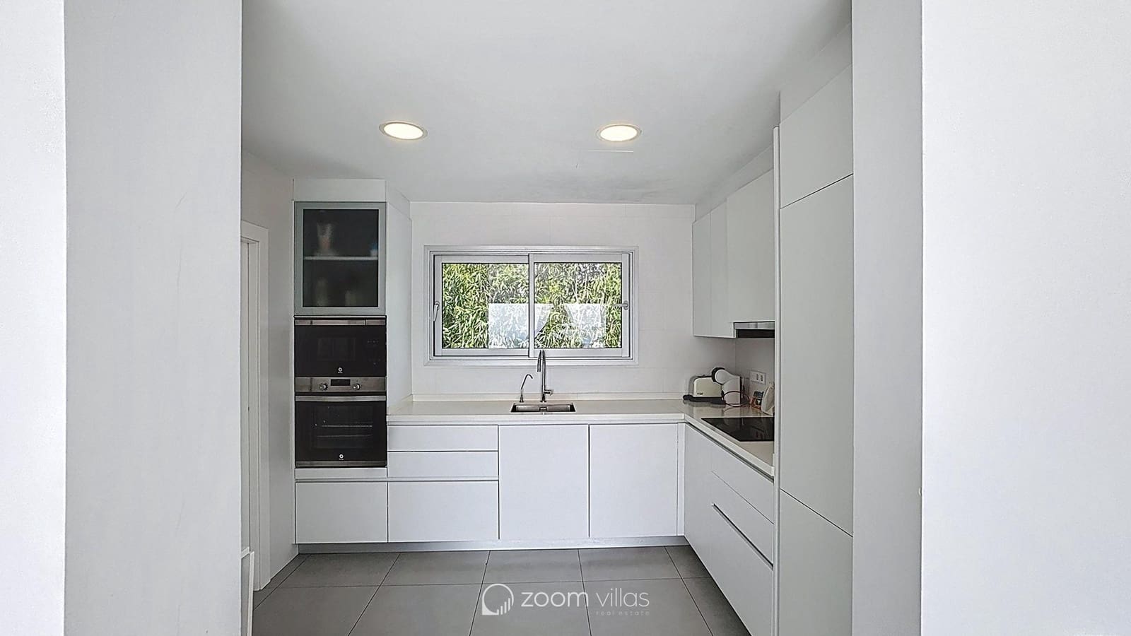 4 quarto Moradia para venda em Benitachell / Benitatxell com piscina - 1 125 000 € (Ref: 9588509)