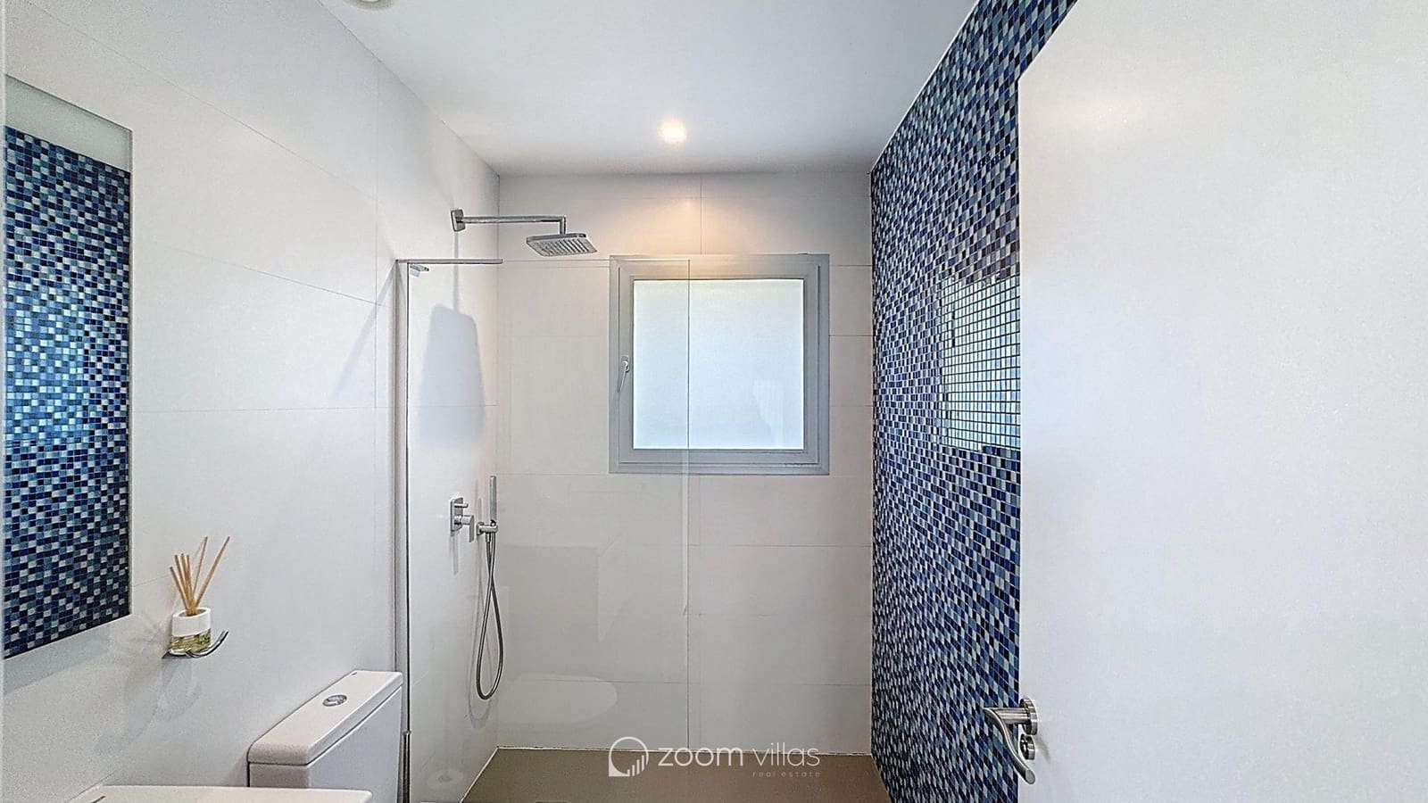 4 quarto Moradia para venda em Benitachell / Benitatxell com piscina - 1 125 000 € (Ref: 9588509)