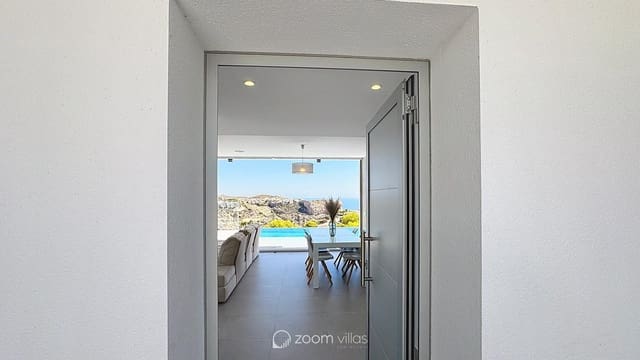 4 bedroom Villa for sale in Benitachell / Benitatxell with pool - € 1,395,000 (Ref: 9588510)