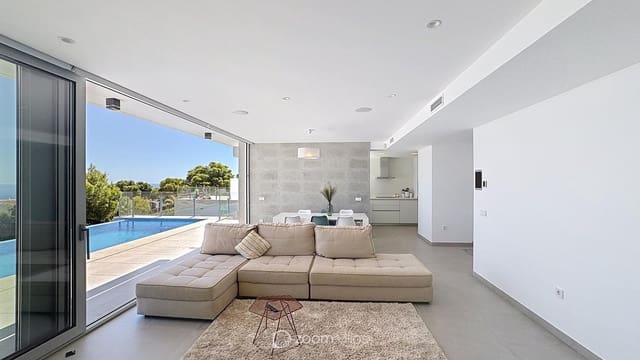 4 bedroom Villa for sale in Benitachell / Benitatxell with pool - € 1,395,000 (Ref: 9588510)