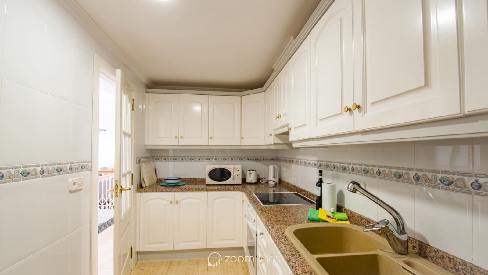 Apartamento de 2 habitaciones en Moraira en venta con piscina - 741.000 € (Ref: 9598267)