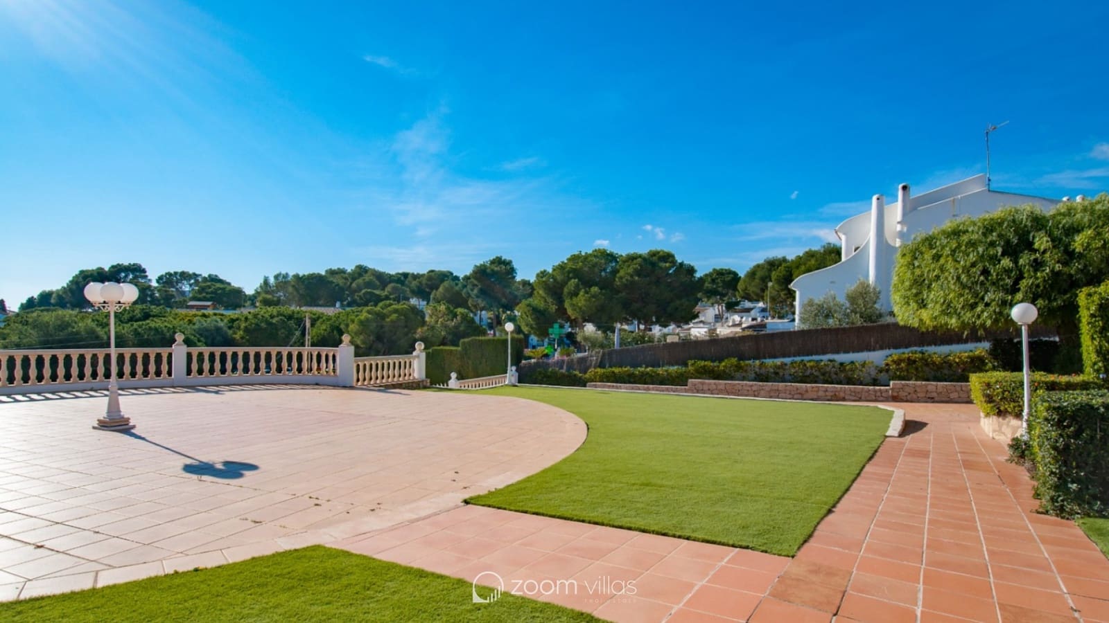 Apartamento de 2 habitaciones en Moraira en venta con piscina - 741.000 € (Ref: 9598267)