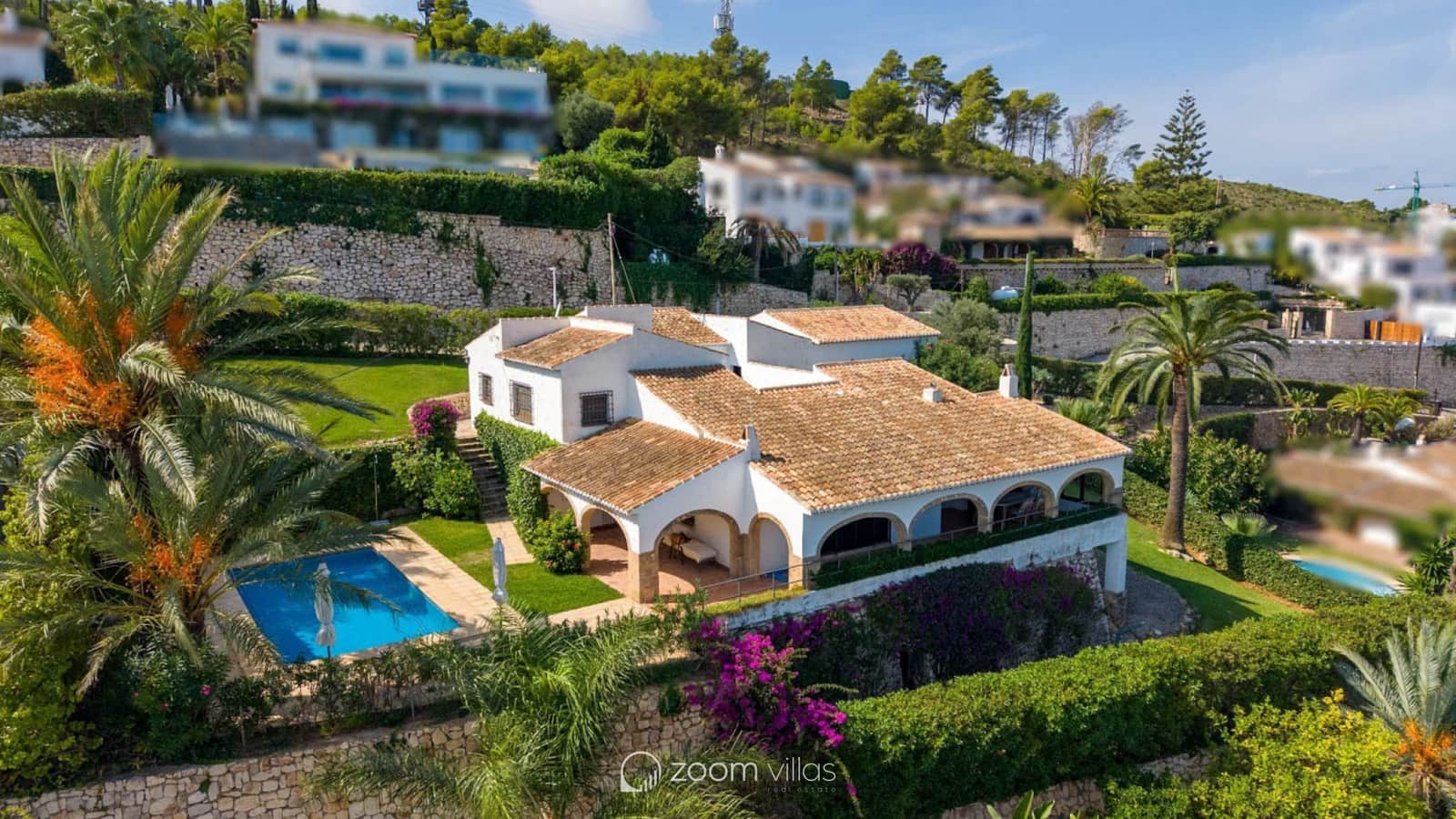 4 bedroom Villa for sale in Javea / Xabia with pool - € 1,550,000 (Ref: 9628019)