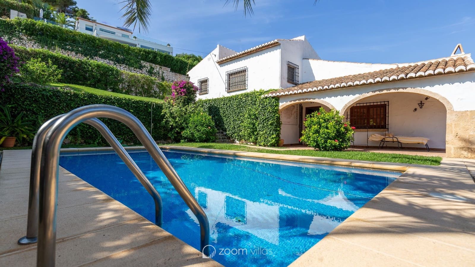 4 bedroom Villa for sale in Javea / Xabia with pool - € 1,550,000 (Ref: 9628019)