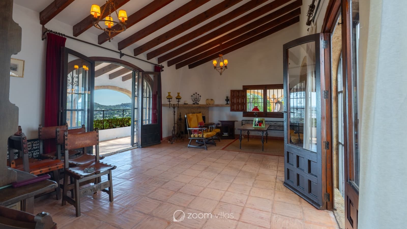 4 bedroom Villa for sale in Javea / Xabia with pool - € 1,550,000 (Ref: 9628019)