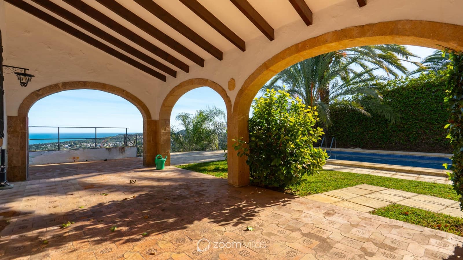 4 bedroom Villa for sale in Javea / Xabia with pool - € 1,550,000 (Ref: 9628019)