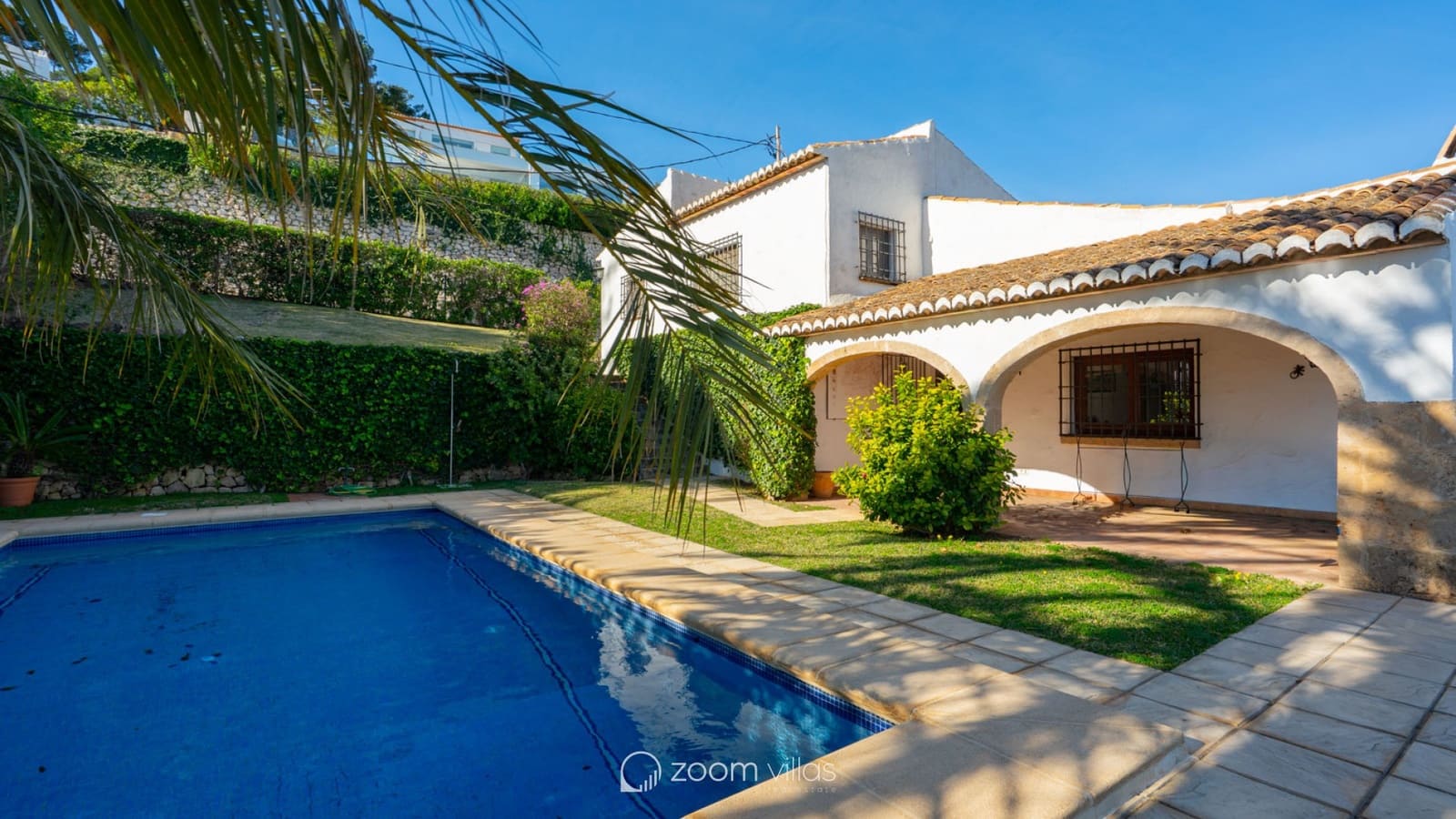 4 bedroom Villa for sale in Javea / Xabia with pool - € 1,550,000 (Ref: 9628019)