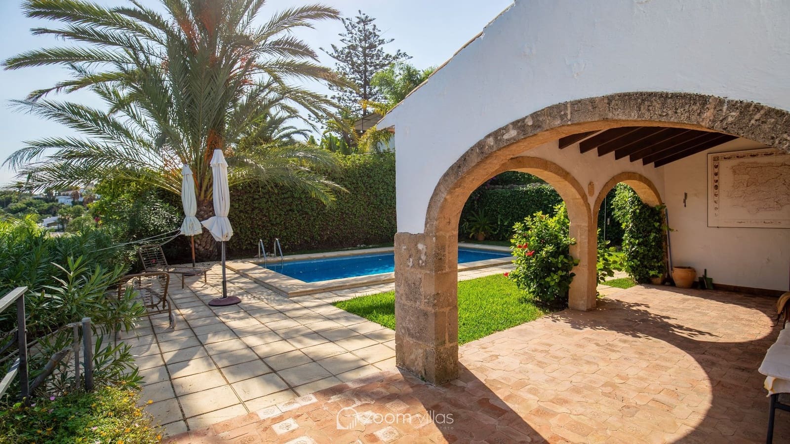 4 bedroom Villa for sale in Javea / Xabia with pool - € 1,550,000 (Ref: 9628019)