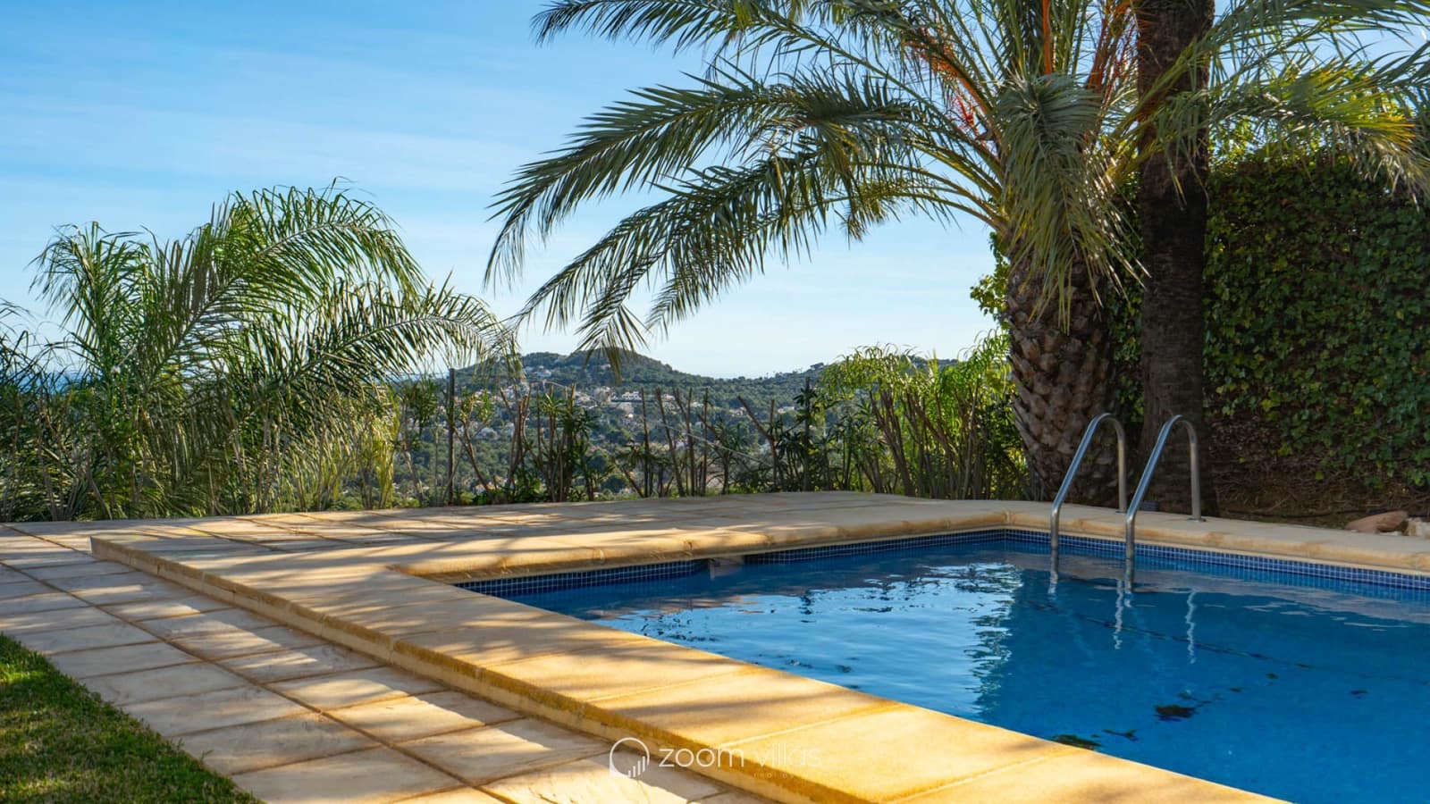 4 bedroom Villa for sale in Javea / Xabia with pool - € 1,550,000 (Ref: 9628019)