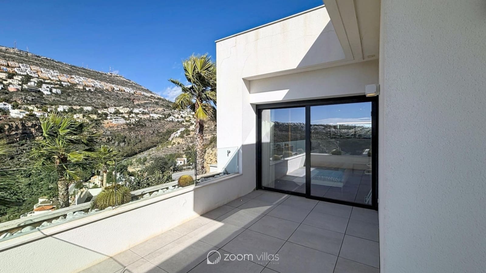 3 soverom Penthouse til salgs i Benitachell / Benitatxell med svømmebasseng - € 750 000 (Ref: 9628020)