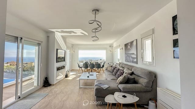 5 chambre Villa/Maison à vendre à Benitachell / Benitatxell avec piscine - 1 199 999 € (Ref: 9646257)