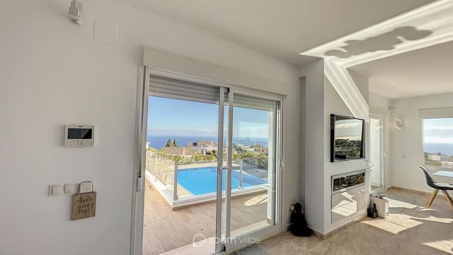 5 chambre Villa/Maison à vendre à Benitachell / Benitatxell avec piscine - 1 199 999 € (Ref: 9646257)