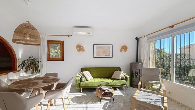 2 soverom Villa til salgs i Benitachell / Benitatxell med svømmebasseng - € 370 000 (Ref: 9646258)