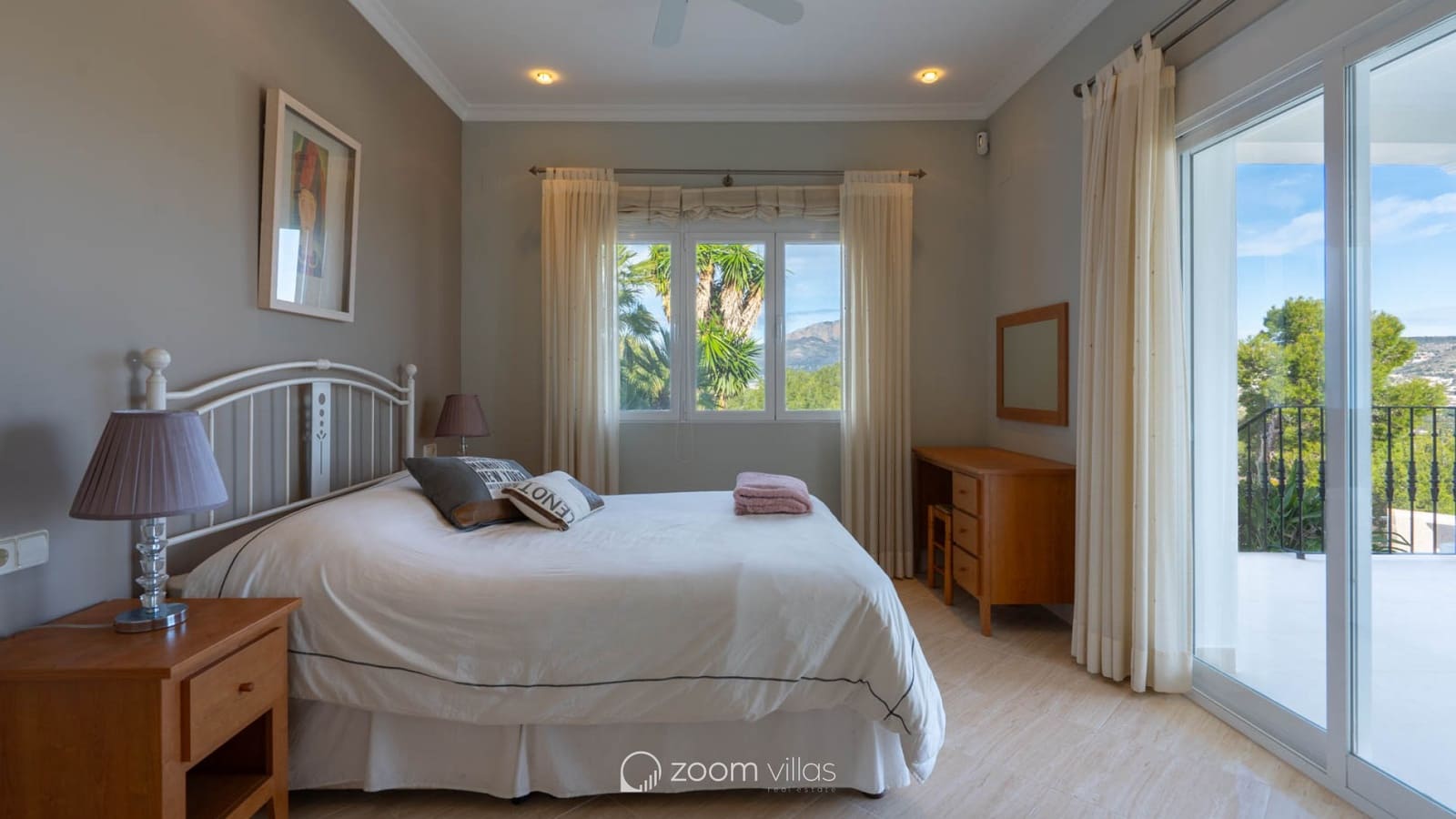 4 sypialnia Willa na sprzedaż w Javea / Xabia z basenem - 1 795 000 € (Ref: 9657058)