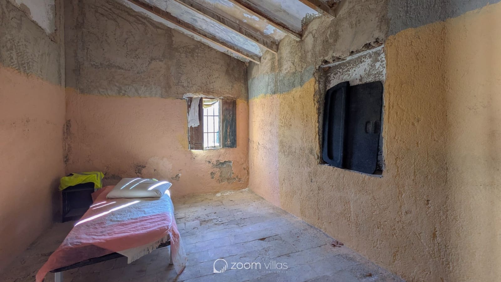 Villa for sale in Javea / Xabia - € 725,000 (Ref: 9659793)