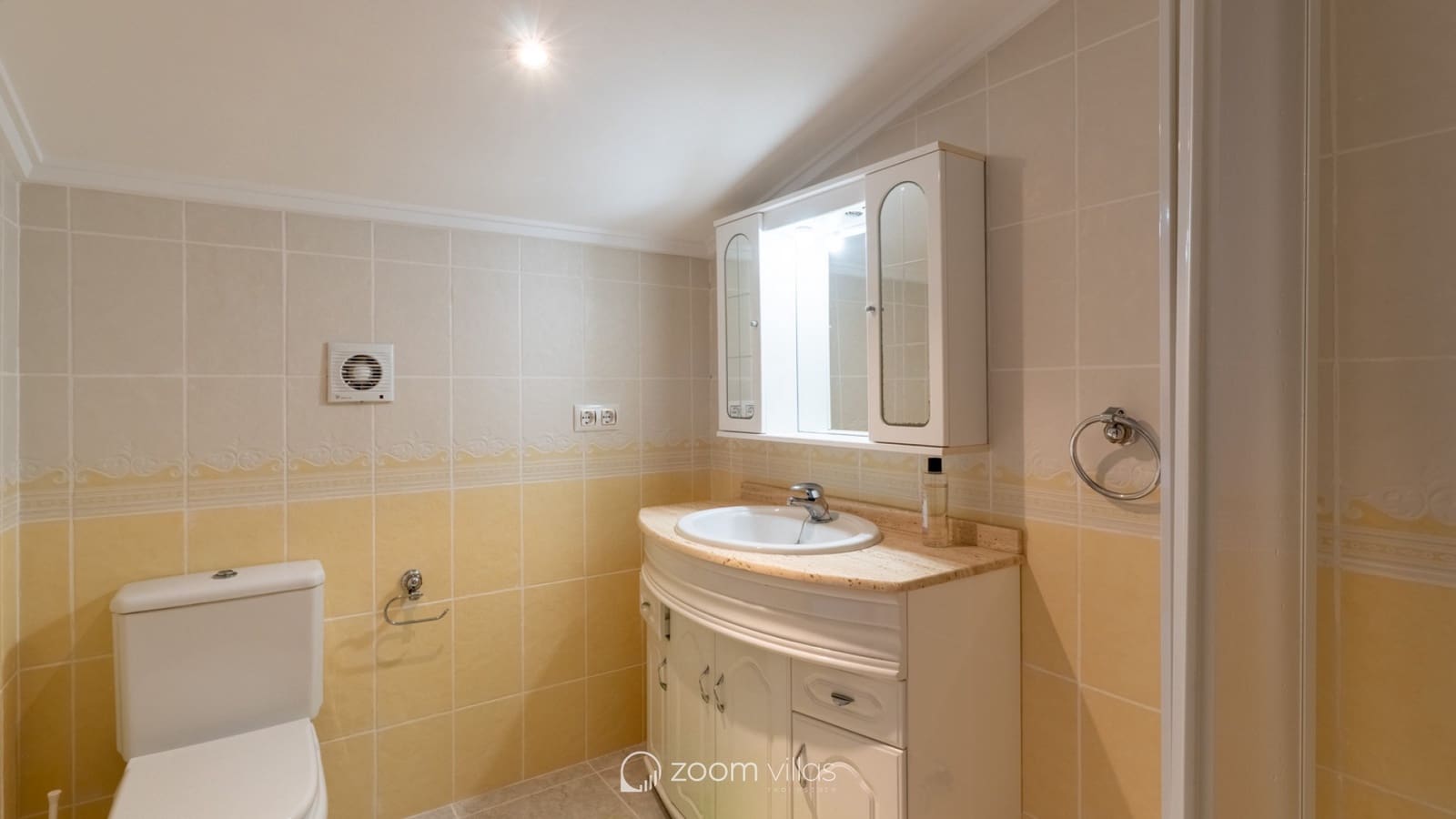 3 quarto Moradia para venda em Jalon / Xalo com piscina - 625 000 € (Ref: 9665203)