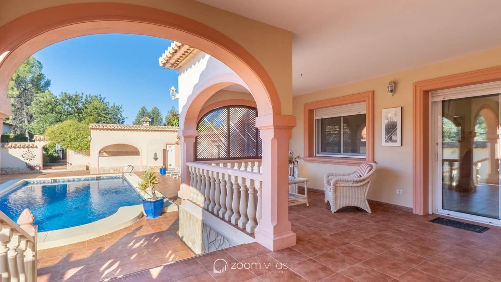 3 quarto Moradia para venda em Jalon / Xalo com piscina - 625 000 € (Ref: 9665203)